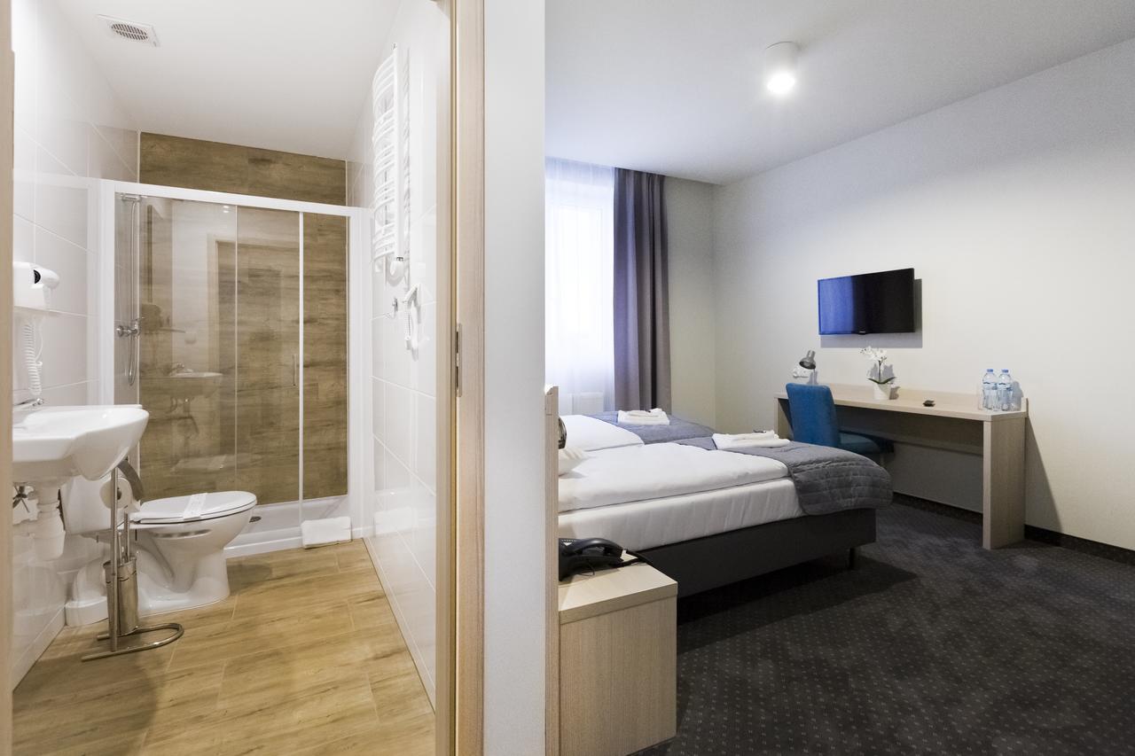 בידגוז'יז' Hotel Silver מראה חיצוני תמונה